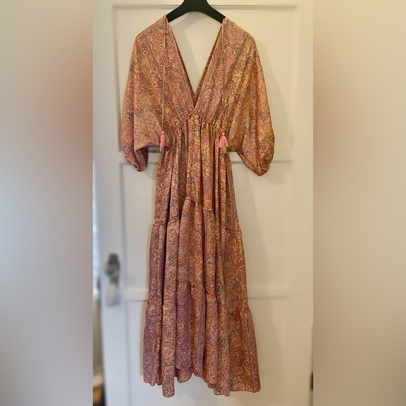 Parisian Maxi Dress - Picture 2 of 4